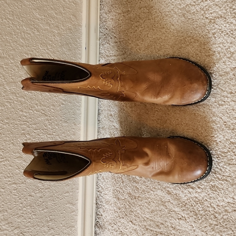 Old West boots